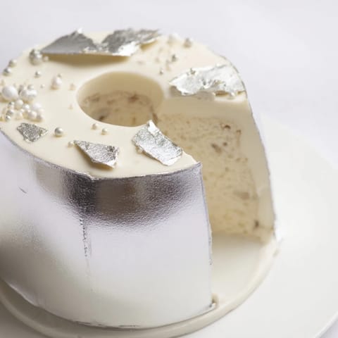 Diamond Ring Dessert Centerpiece